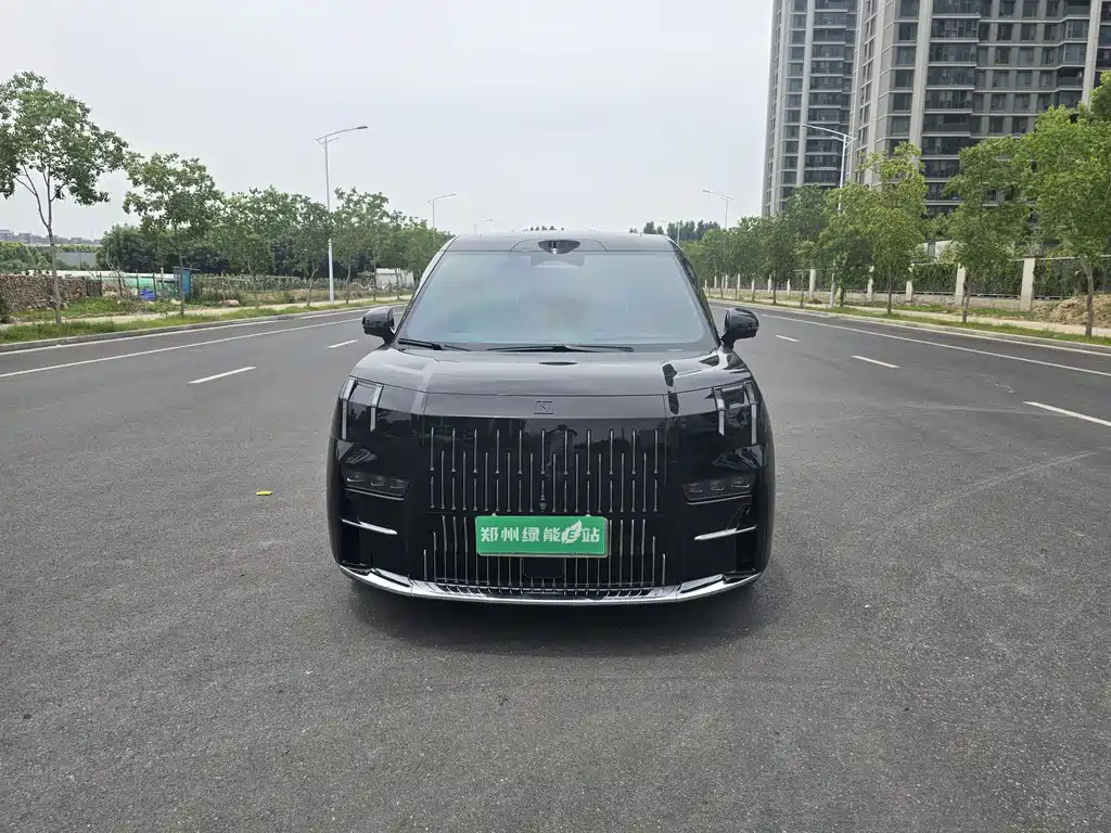 Zeekr 009 2024 мест 108kWh