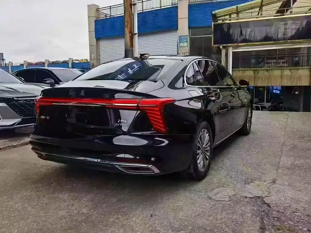 Hongqi Hongqi H5 — миниатюра 12