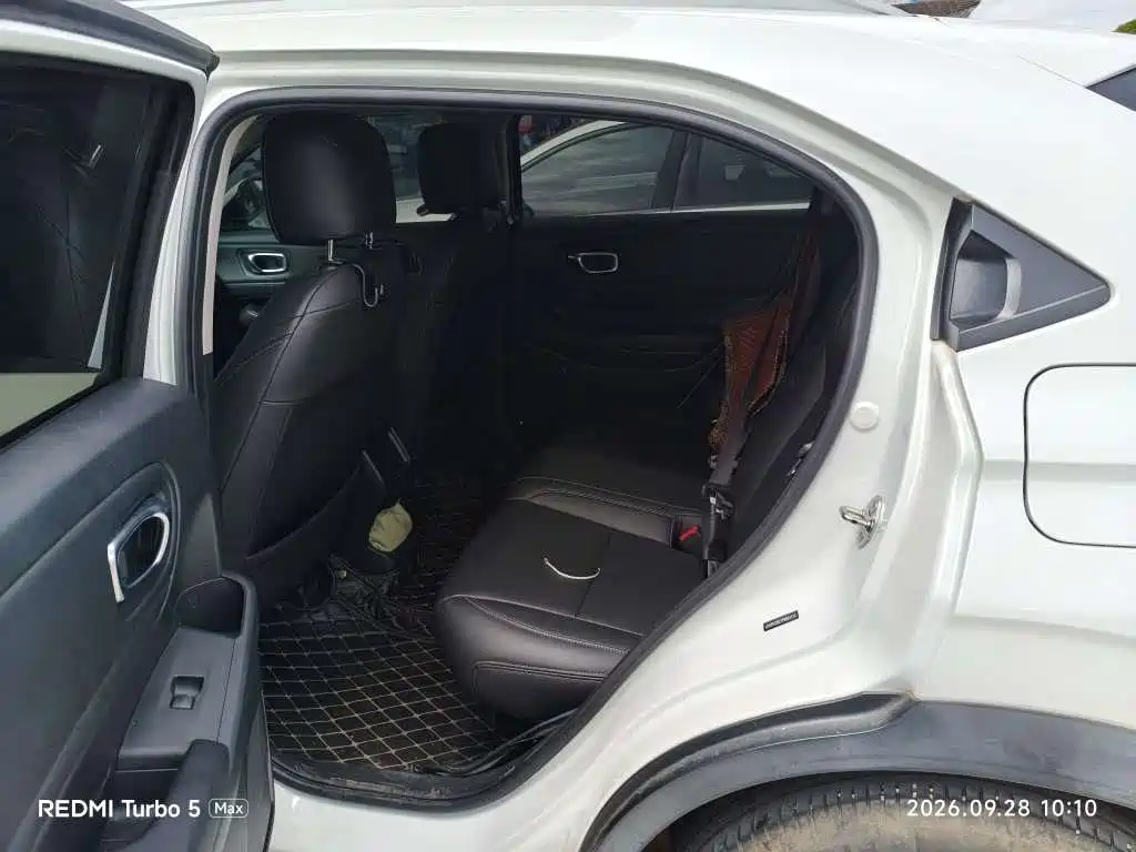 Honda Vezel — миниатюра 7