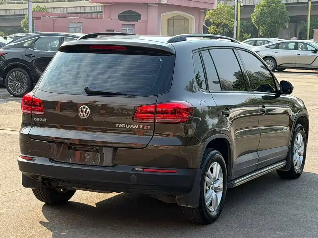 Volkswagen Tiguan — миниатюра 3