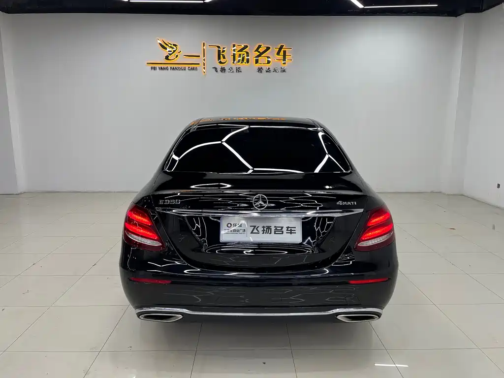Mercedes-Benz E-Class — миниатюра 17