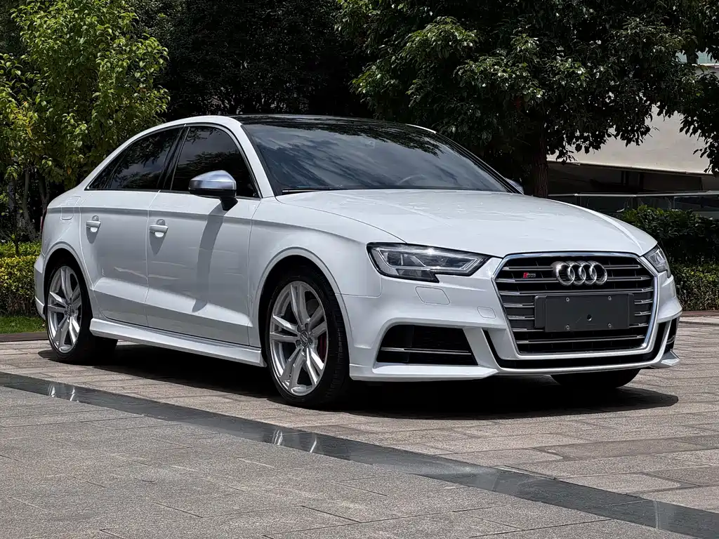 Audi S3 — миниатюра 4