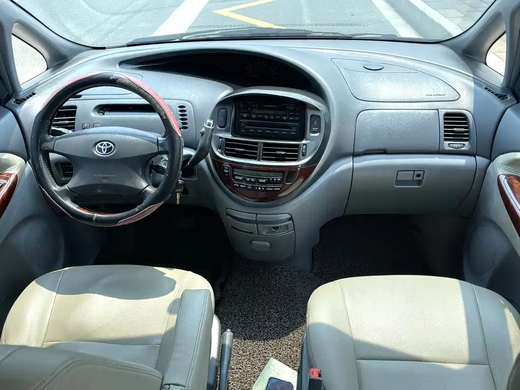 Toyota Previa 03 2.4L AT DX