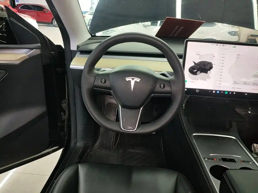 Tesla Model Y — фотографии объявления, Фото 11