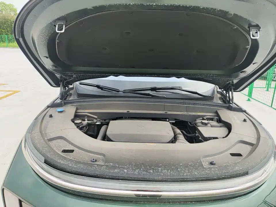 Li Auto Li L7 — миниатюра 10