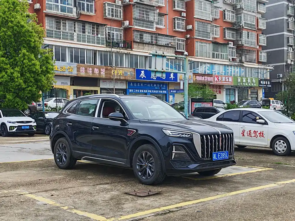 Hongqi HS5 2025 2.0T Pro