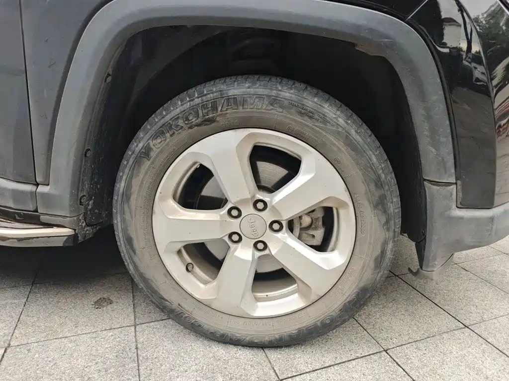 Jeep Compass — миниатюра 24