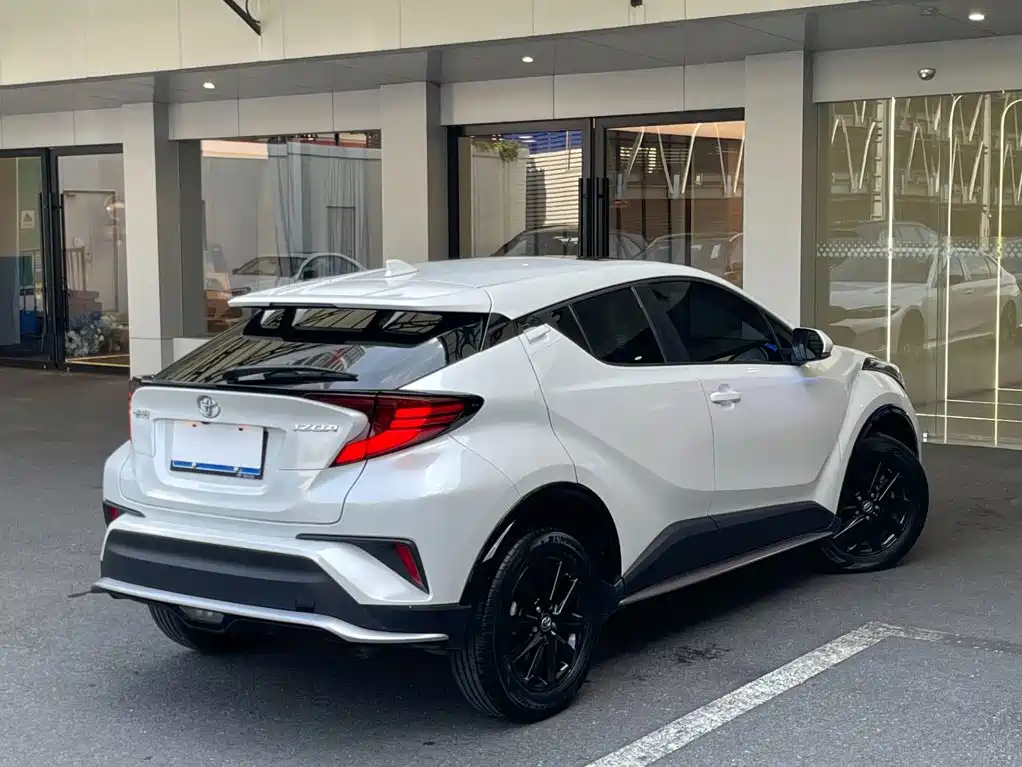 Toyota IZOA — миниатюра 7