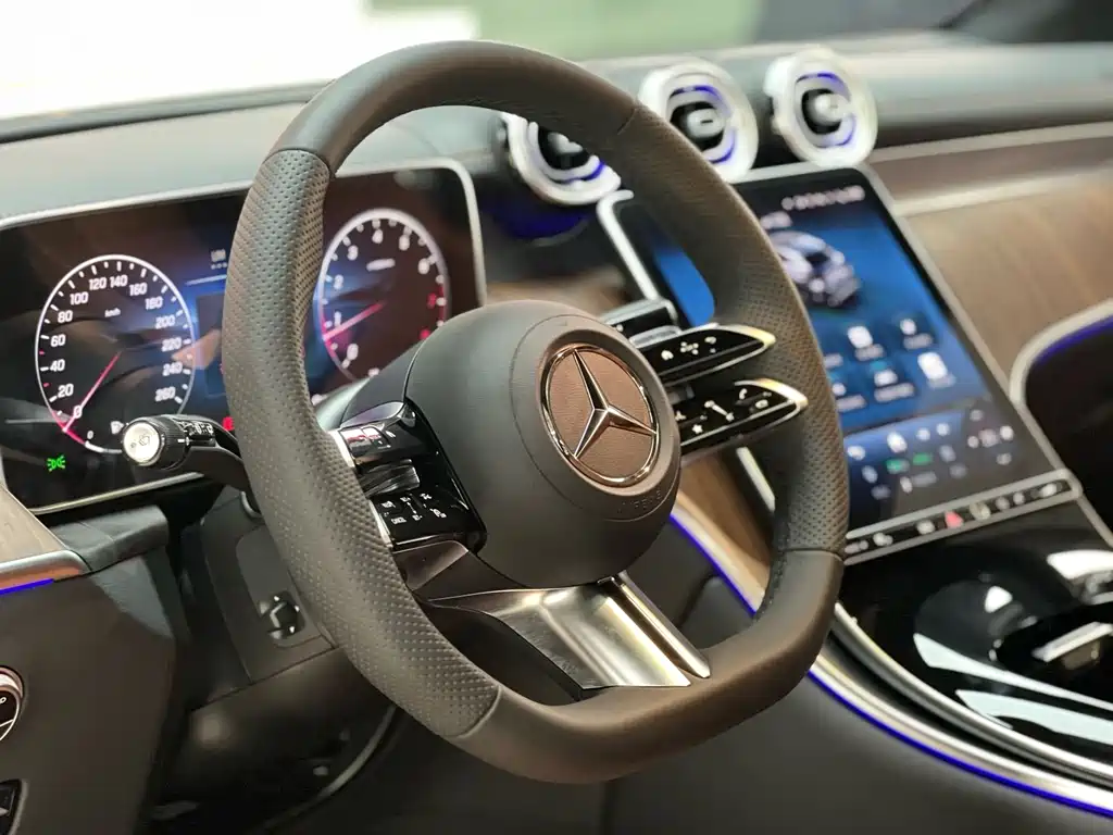 Mercedes-Benz GLC — миниатюра 7