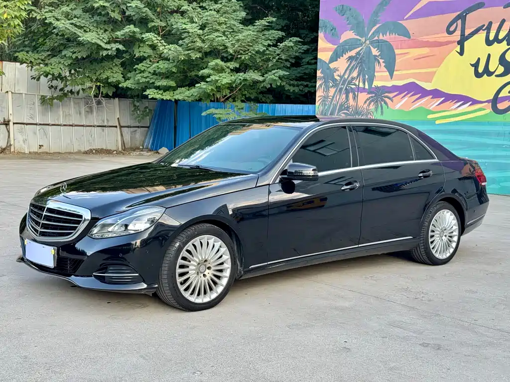 Mercedes-Benz E-Class — миниатюра 3