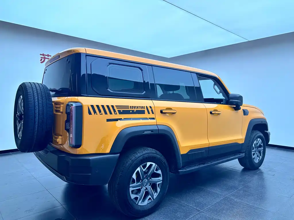 BAIC BJ40 2024 2.0T