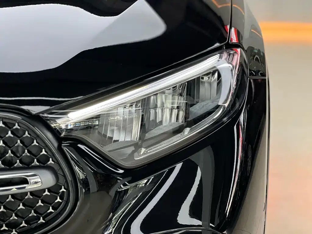 Mercedes-Benz GLC — миниатюра 16