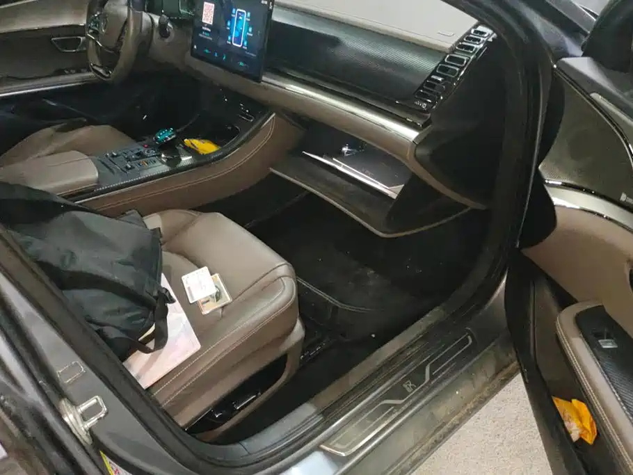 BYD Han — миниатюра 8