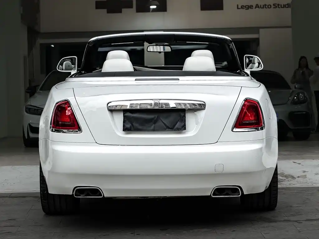Rolls-Royce Dawn — миниатюра 4
