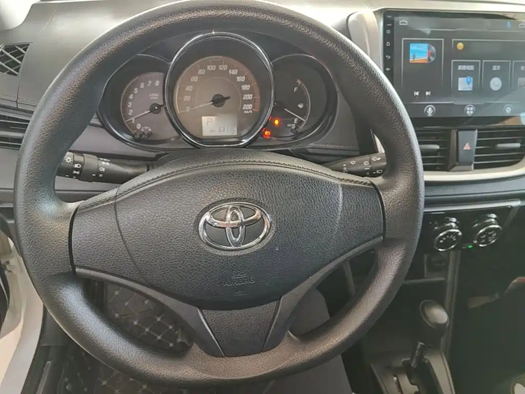 Toyota Yaris L — миниатюра 11