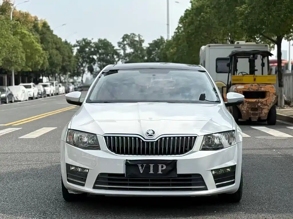 SKODA OCTAVIA