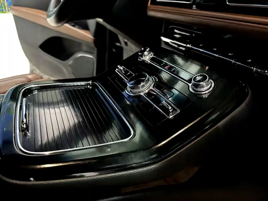 Lincoln Nautilus 2.7T 4WD Premium Shine Edition, фото 14
