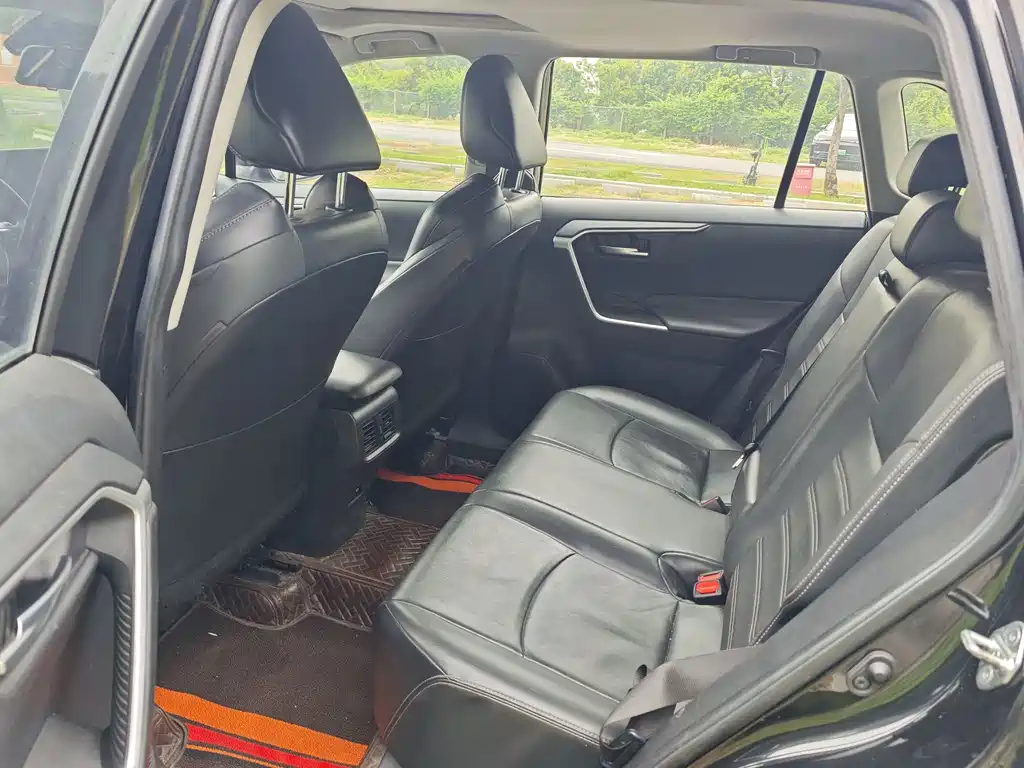 Toyota Wildlander — миниатюра 14