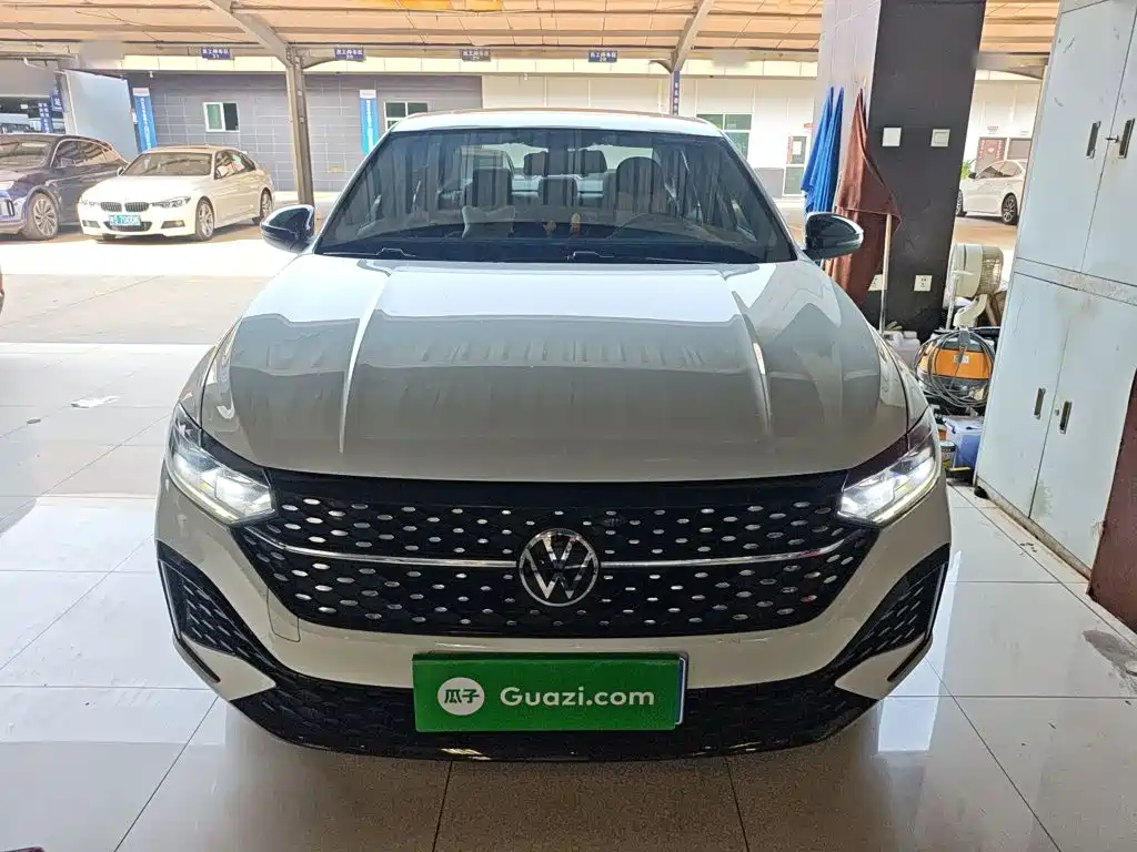 Volkswagen Lavida — миниатюра 3