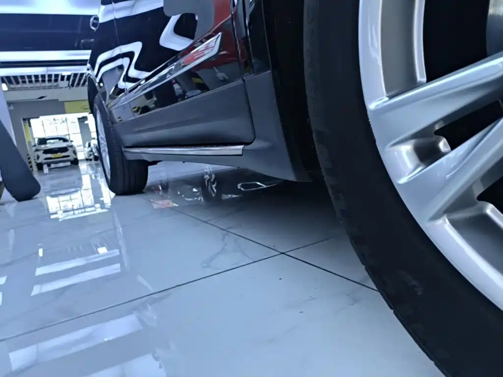 Cadillac XT5 — миниатюра 21