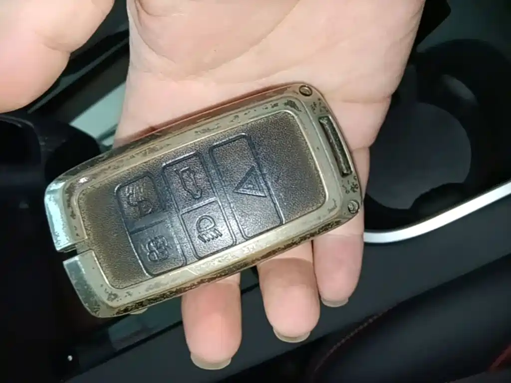 Land Rover Discovery Sport — миниатюра 9