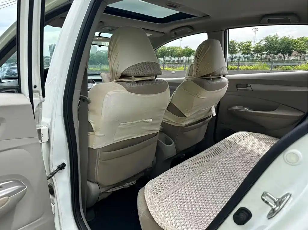 Honda City Classic — миниатюра 6