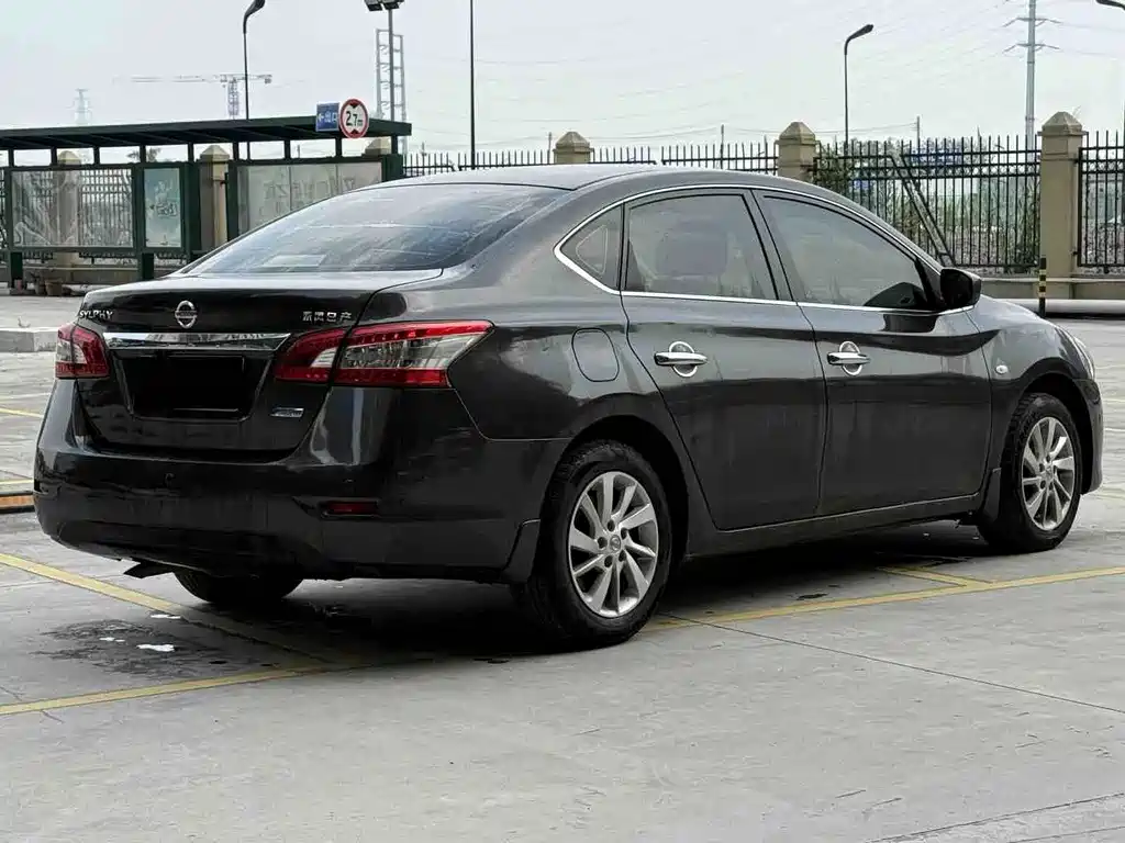 Nissan Sylphy — миниатюра 4