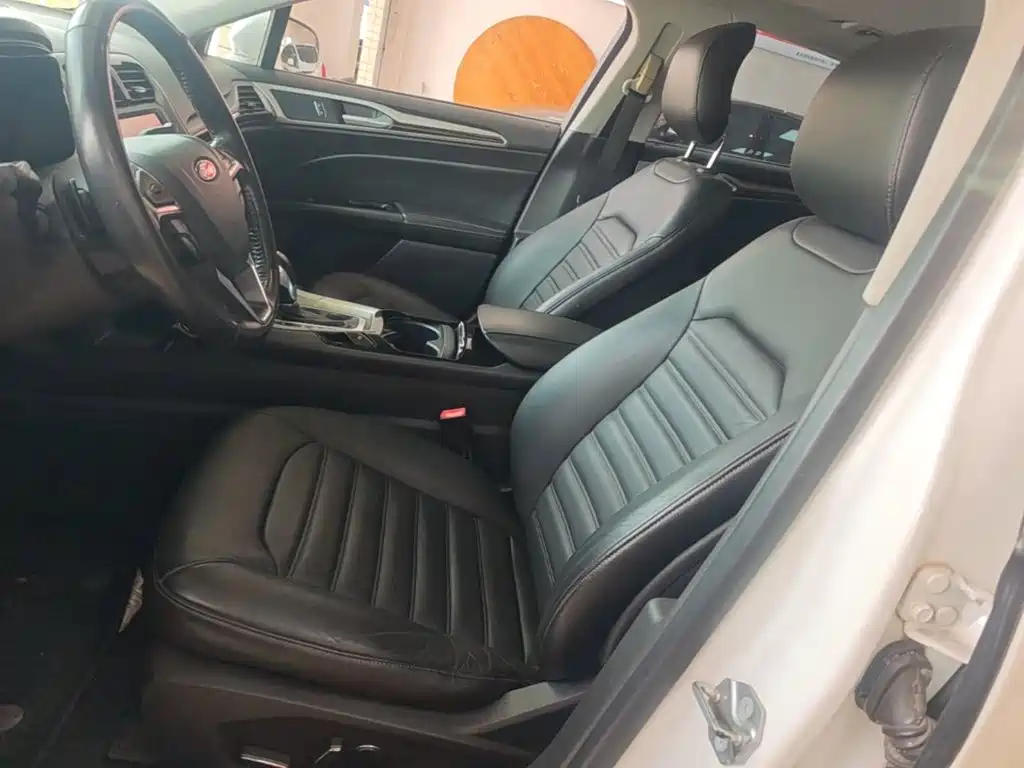 Ford Mondeo — миниатюра 15