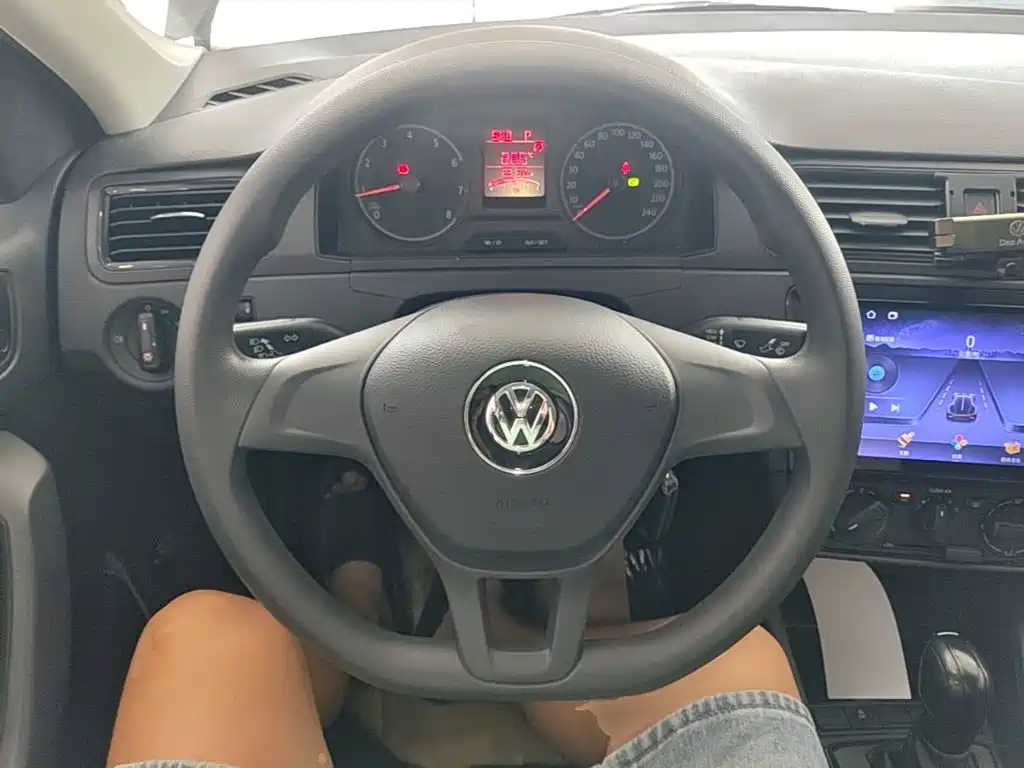 Volkswagen Santana — миниатюра 11