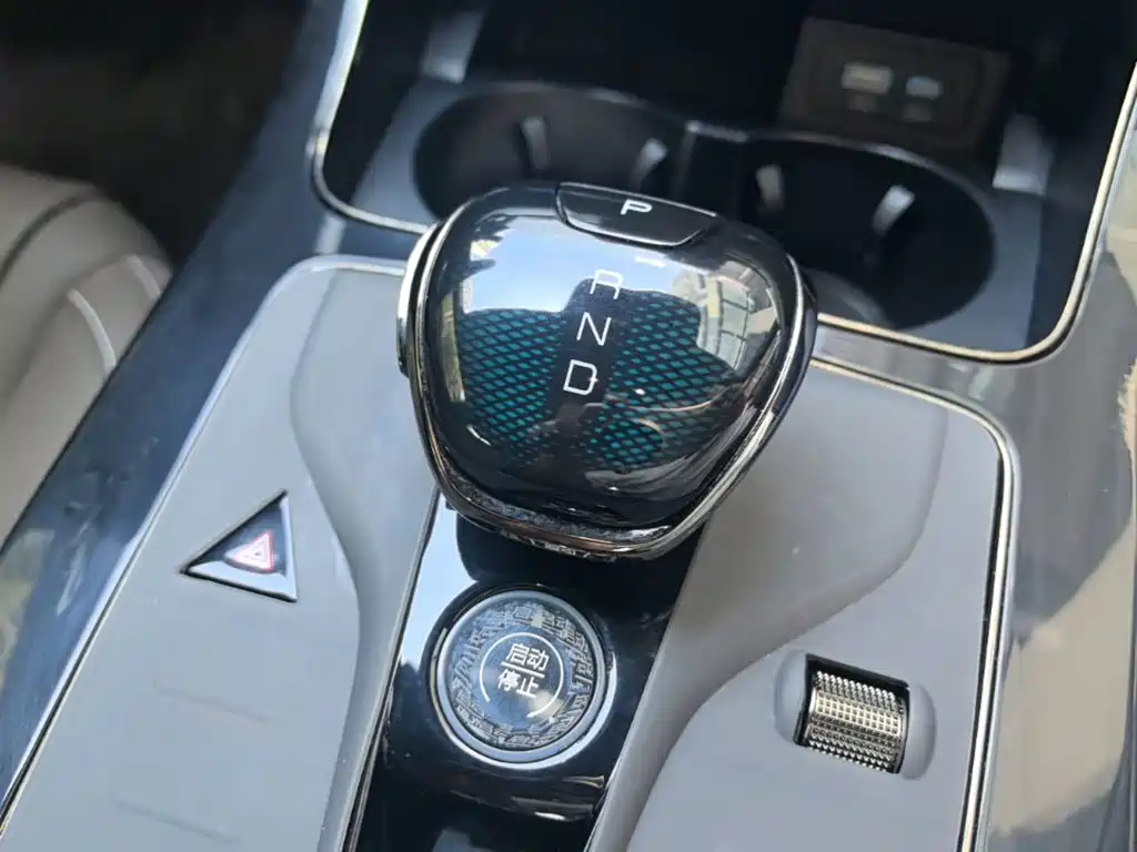 BYD Han — миниатюра 14