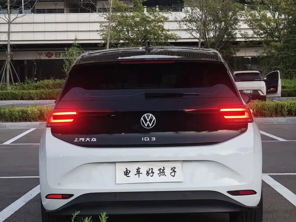 Volkswagen ID.3 — миниатюра 5
