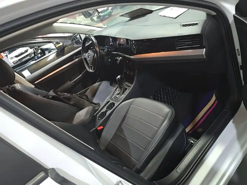 Volkswagen Bora — миниатюра 25