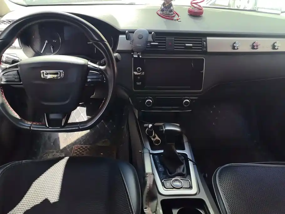 Qoros Qoros 3 — миниатюра 12