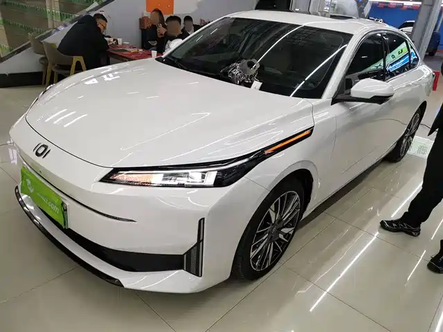 CHANGAN  A05 2023