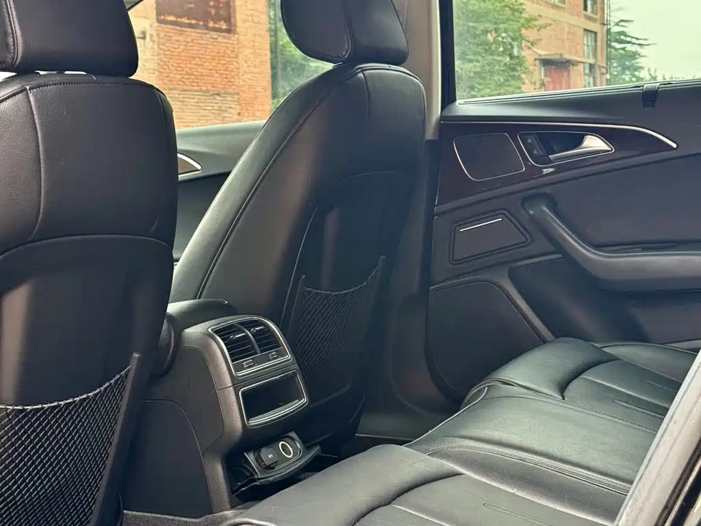 Audi A6L — миниатюра 6