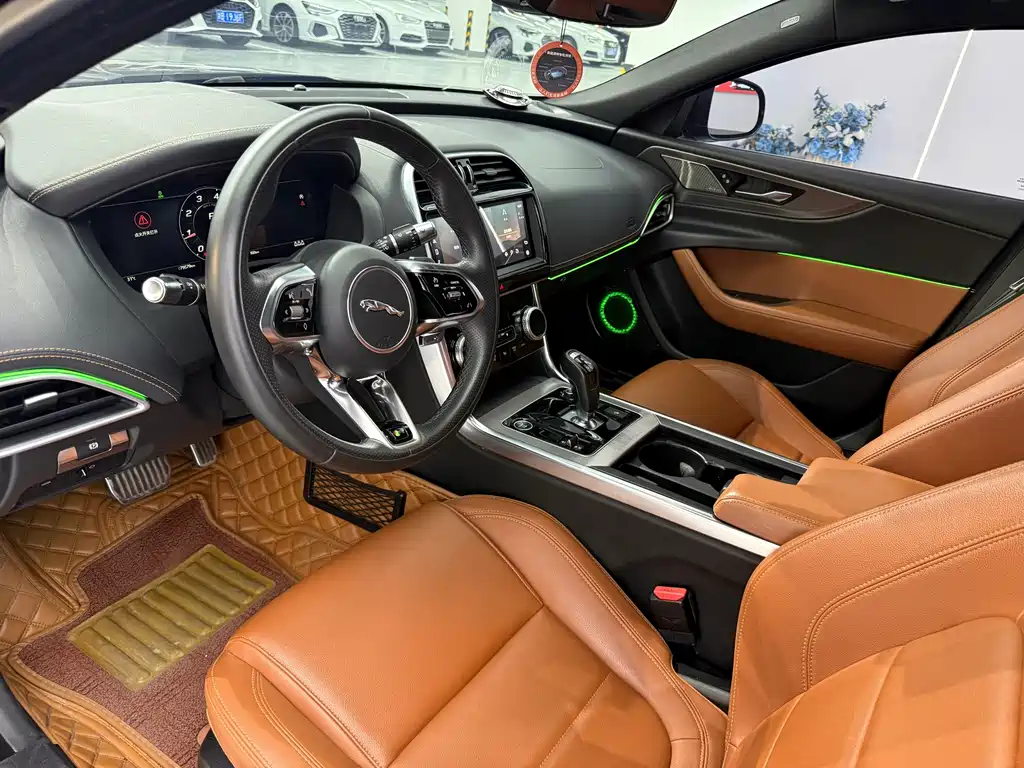 Jaguar XEL — миниатюра 5