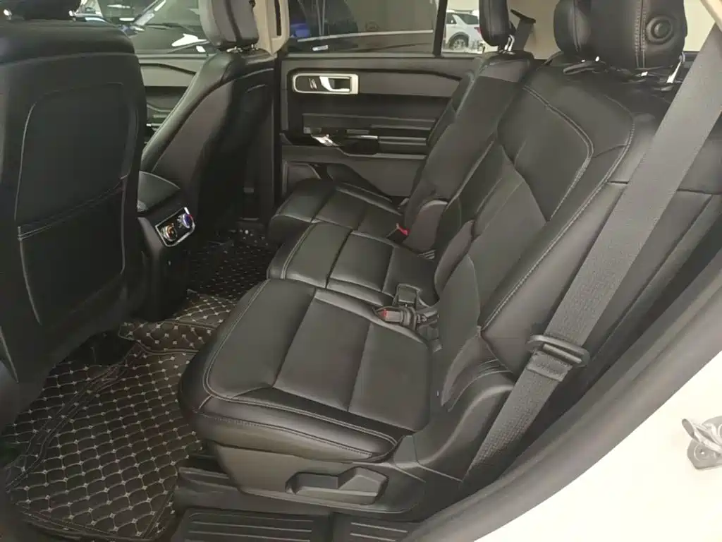 Ford Explorer — миниатюра 17
