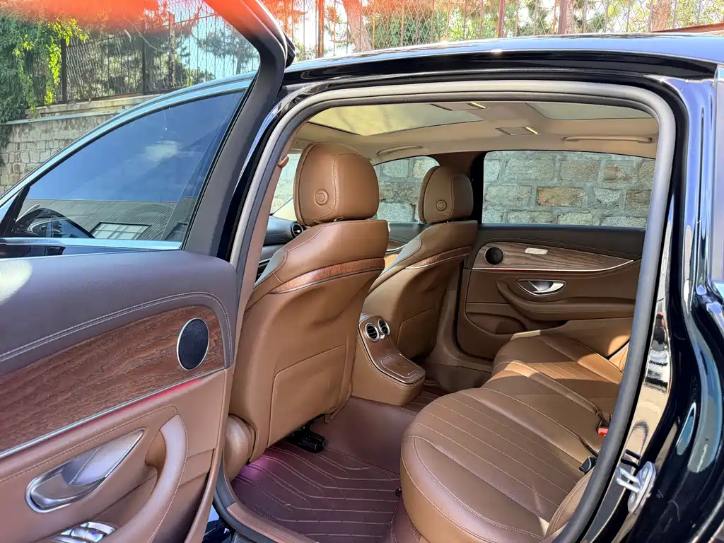 Mercedes-Benz E-Class New Energy — миниатюра 6