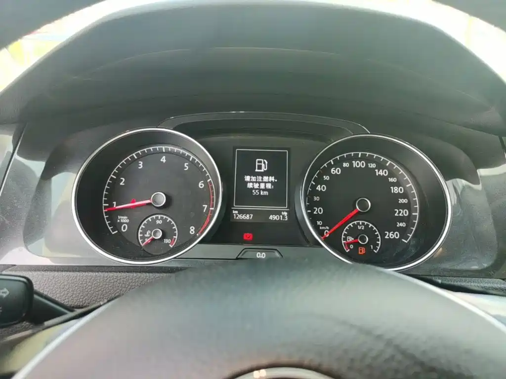 Volkswagen Golf — миниатюра 12