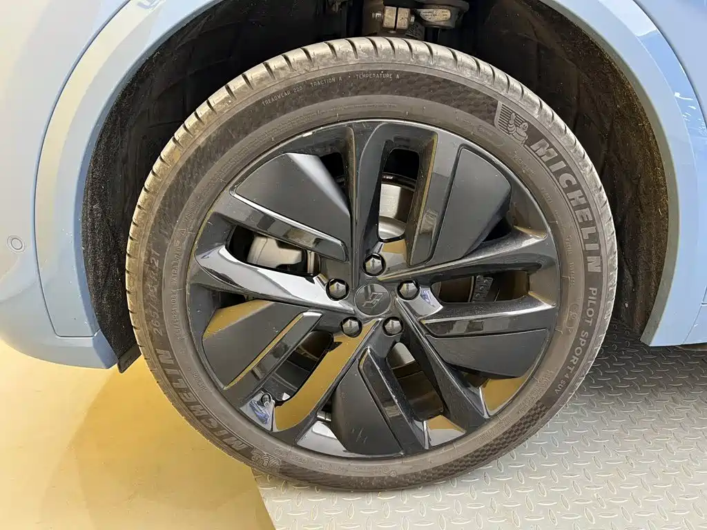 Li Auto Li L9 — миниатюра 8