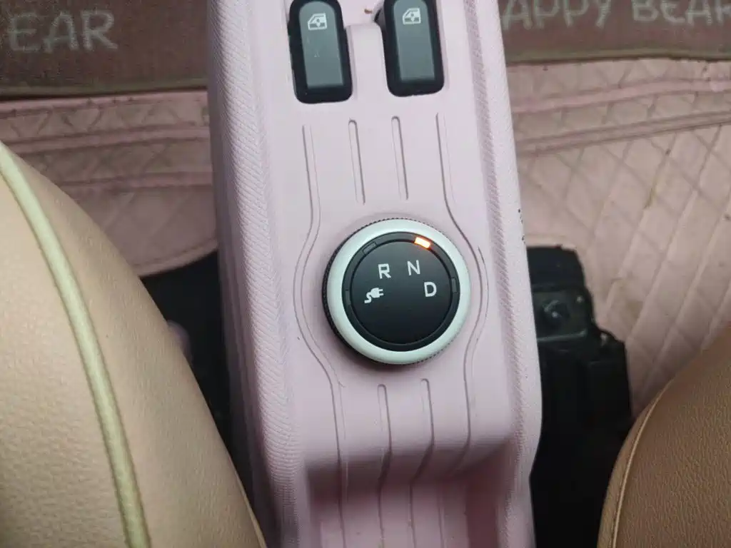 Wuling MINIEV — миниатюра 10