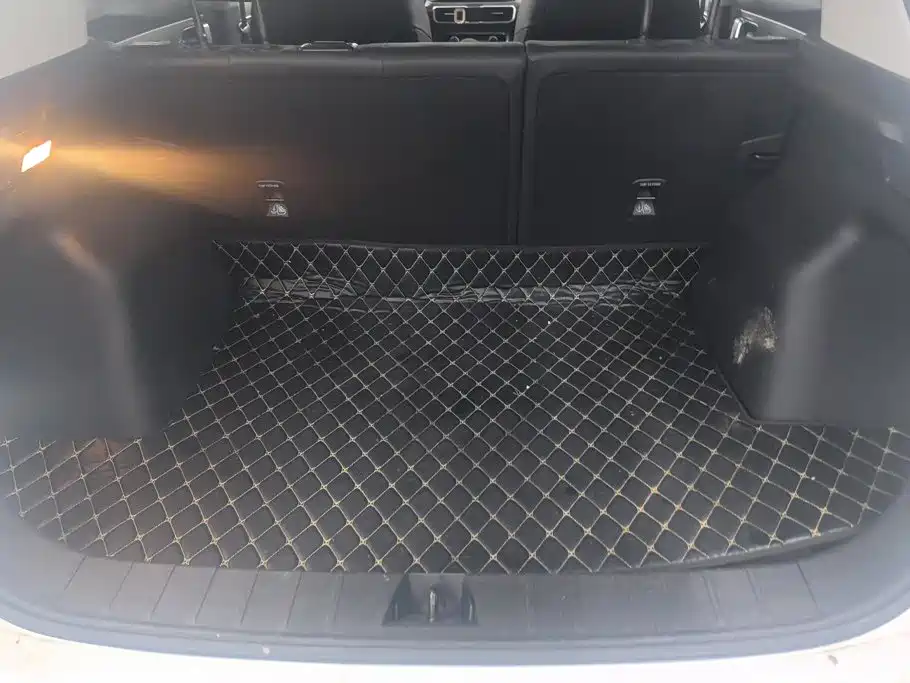 Geely Binyue — миниатюра 4