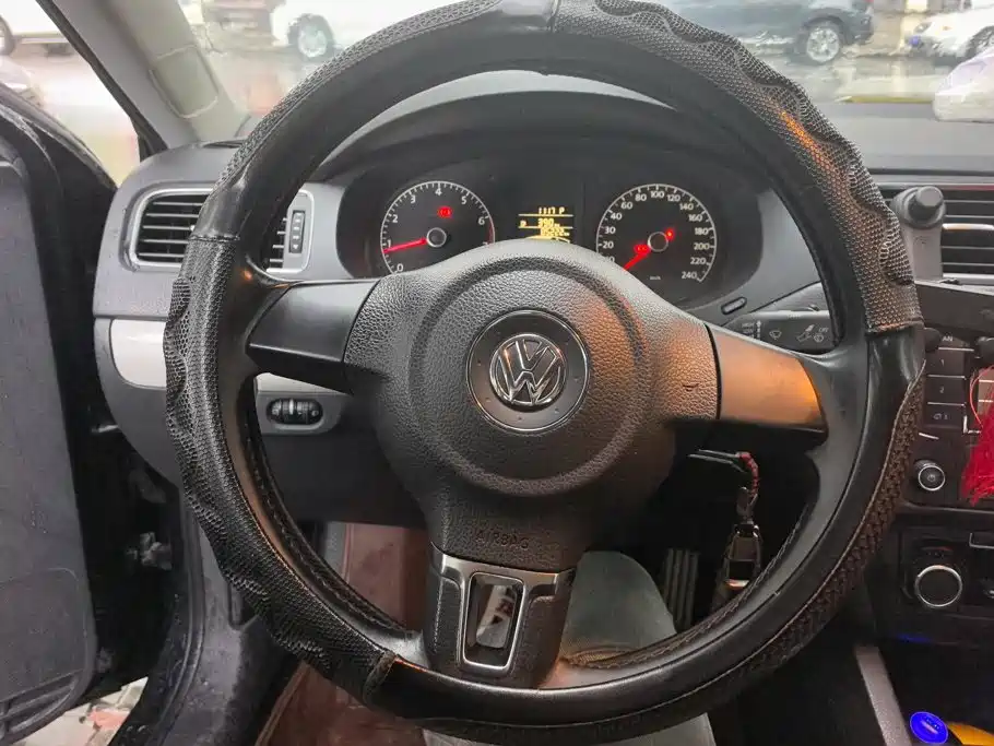 Volkswagen Sagitar — миниатюра 15