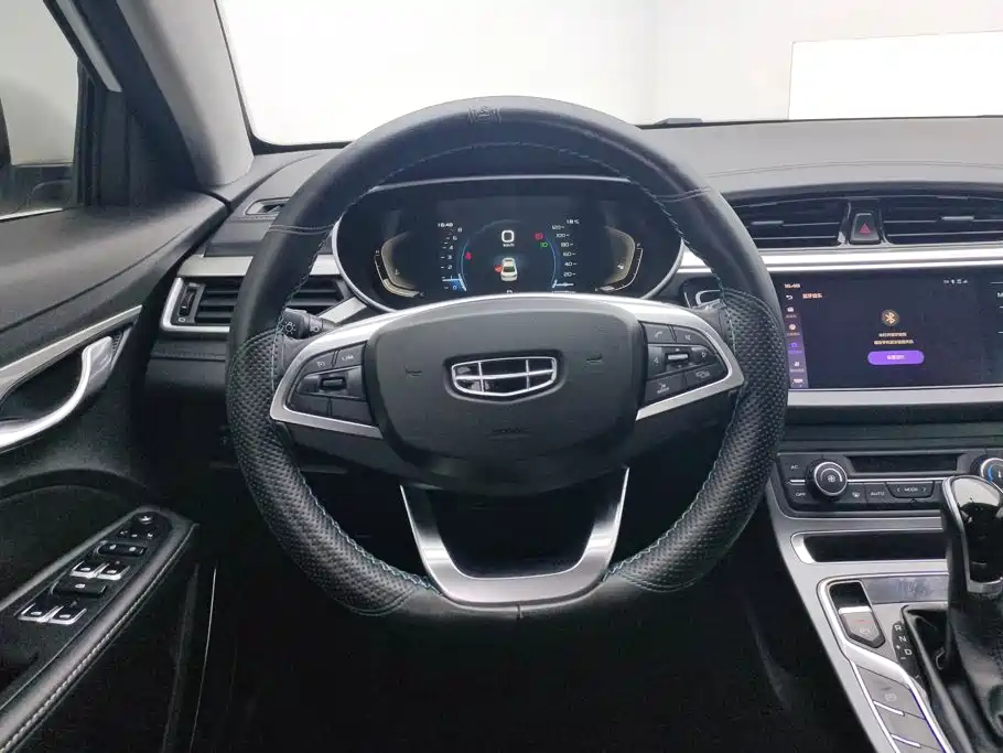 Geely Emgrand — миниатюра 15