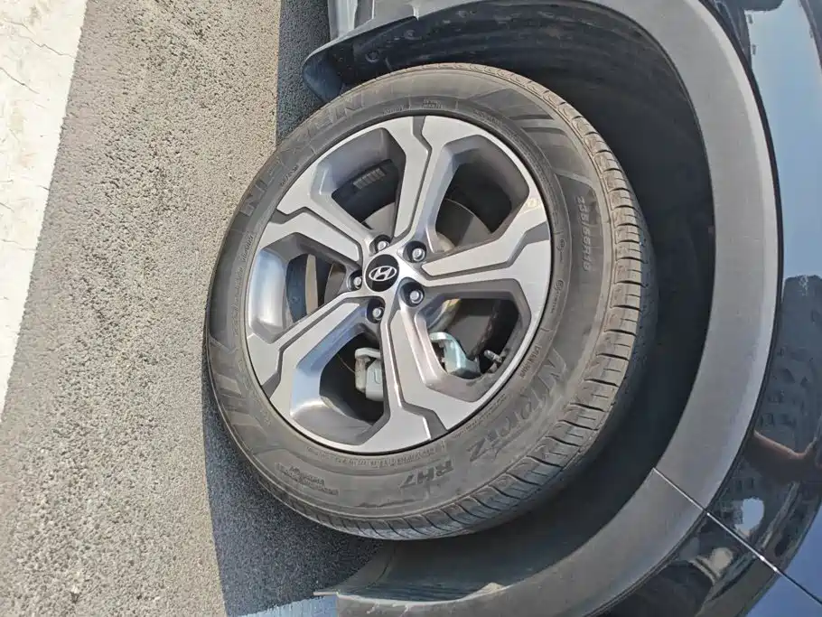 Hyundai Santa Fe — миниатюра 5