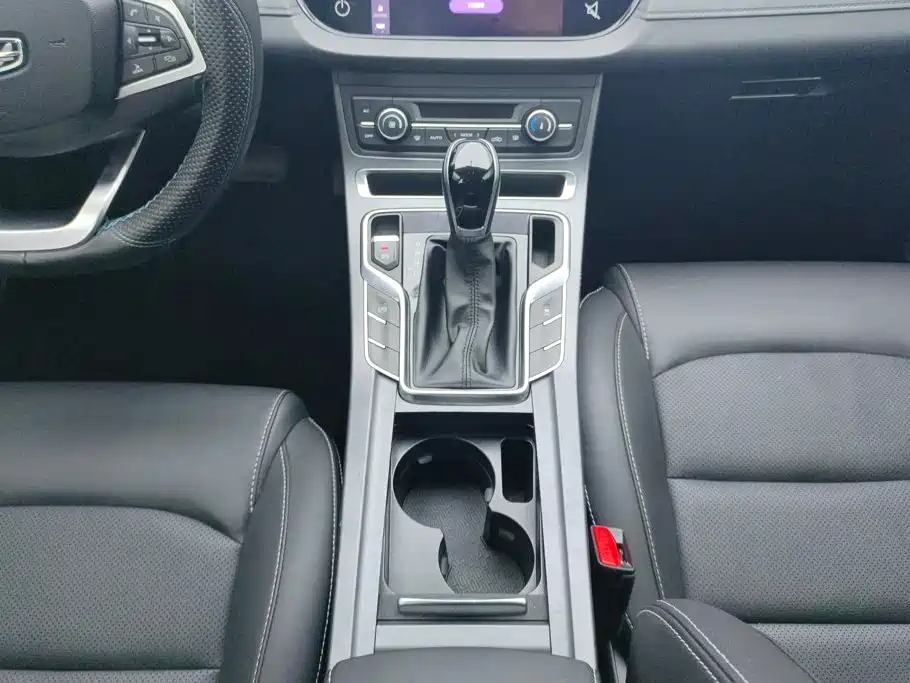 Geely Emgrand — миниатюра 16
