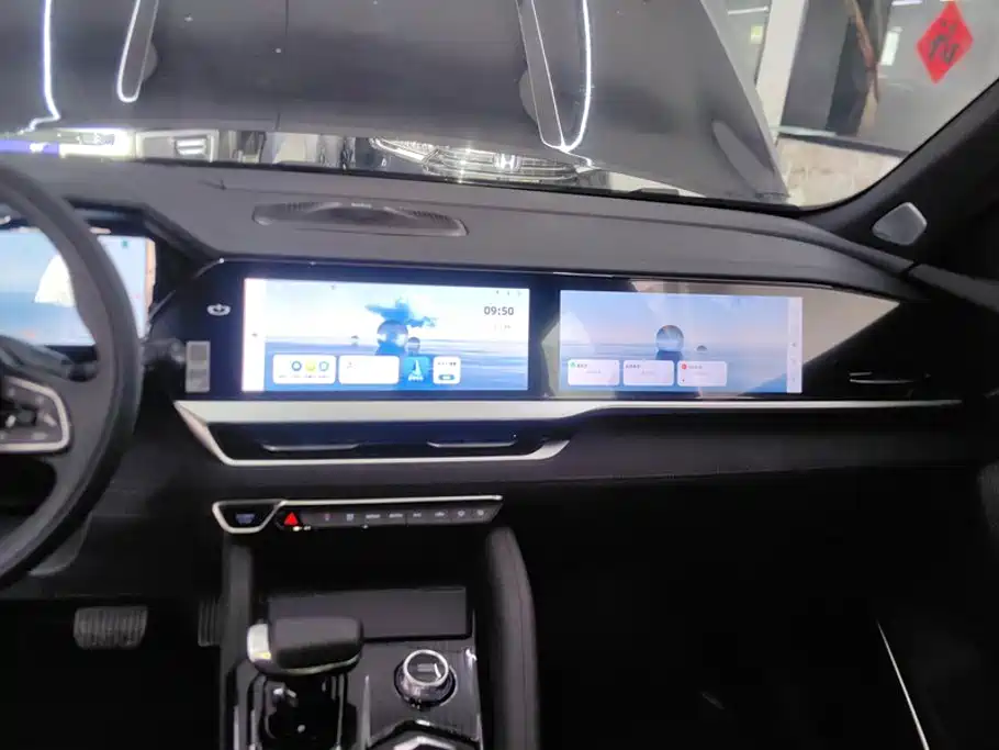 Geely Xingyue L — миниатюра 13