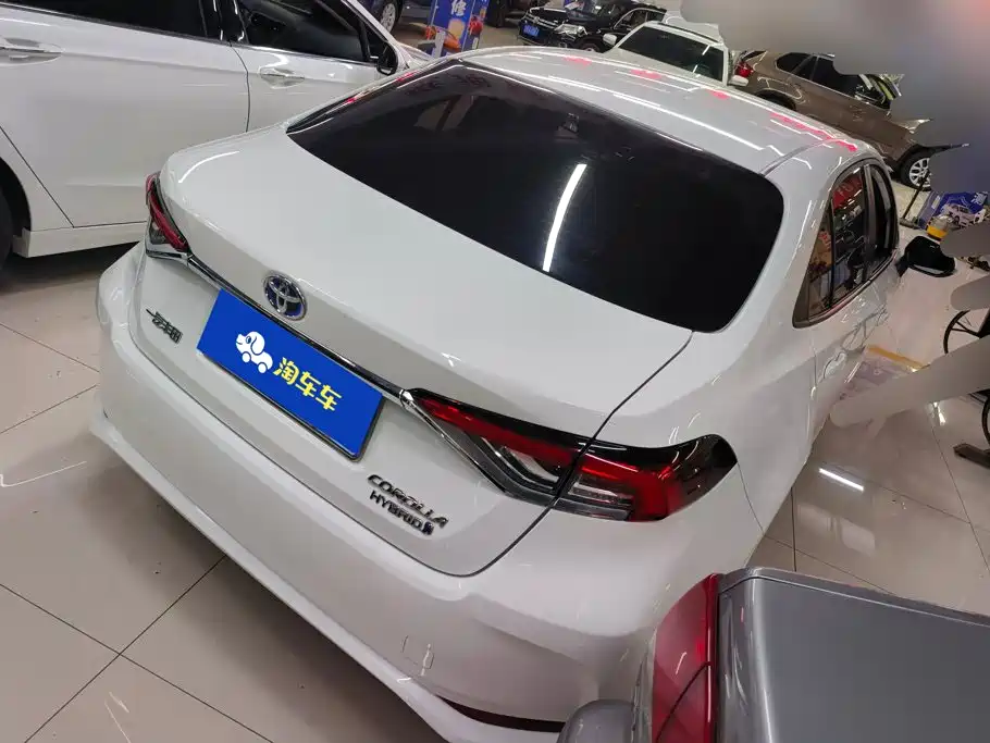 Toyota Corolla — миниатюра 3