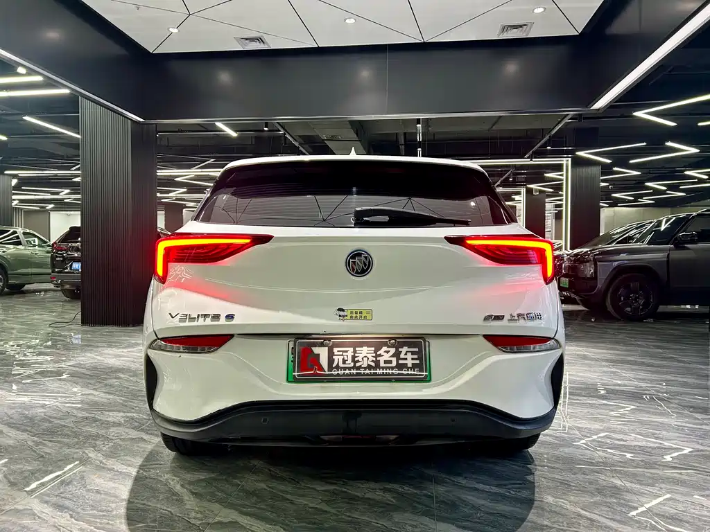 BUICK SLIGHTLY BLUE 6