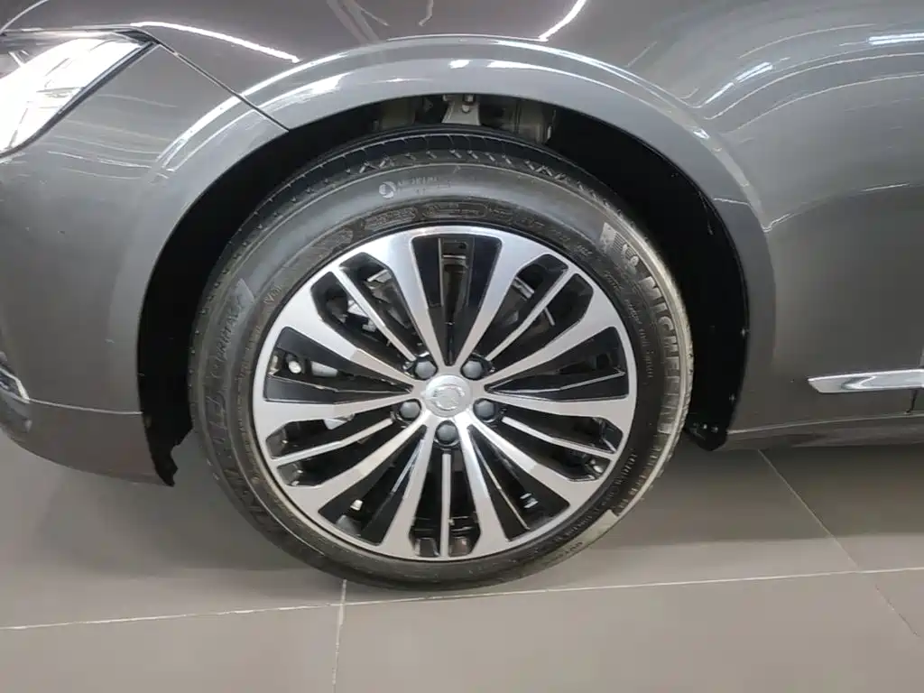 Volvo S90 — миниатюра 23